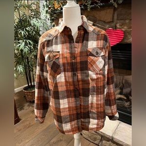 NWT Women’s Sherpa Lined Flannel Jacket shacket Medium Color orange/coffee